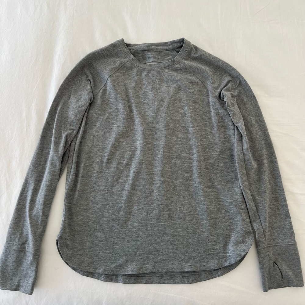 Gray Athleta Girl Long Sleeve Crew Neck Shirt